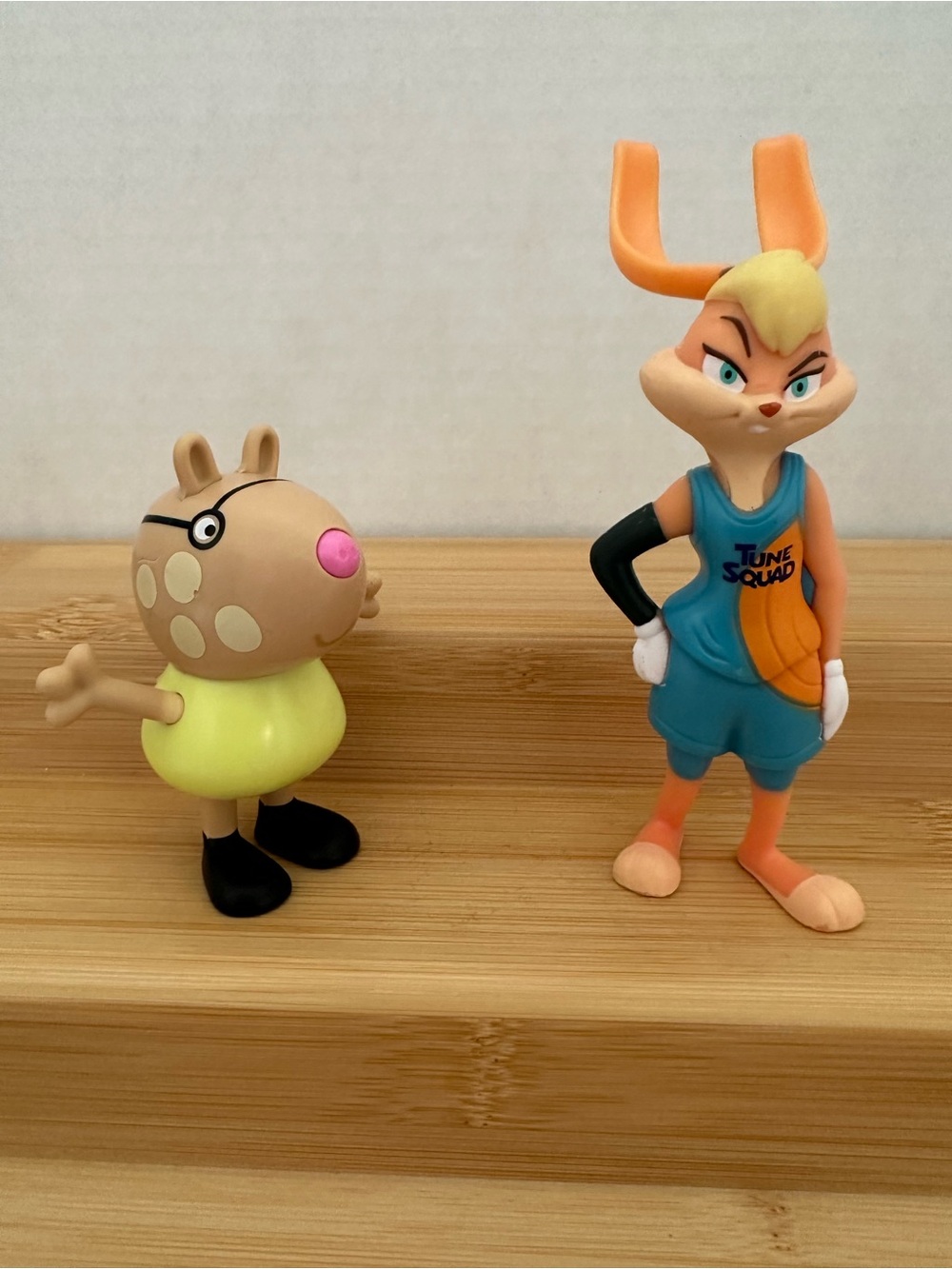 Lola Bunny Basketball Figure in Blue & Pedro Pony #11